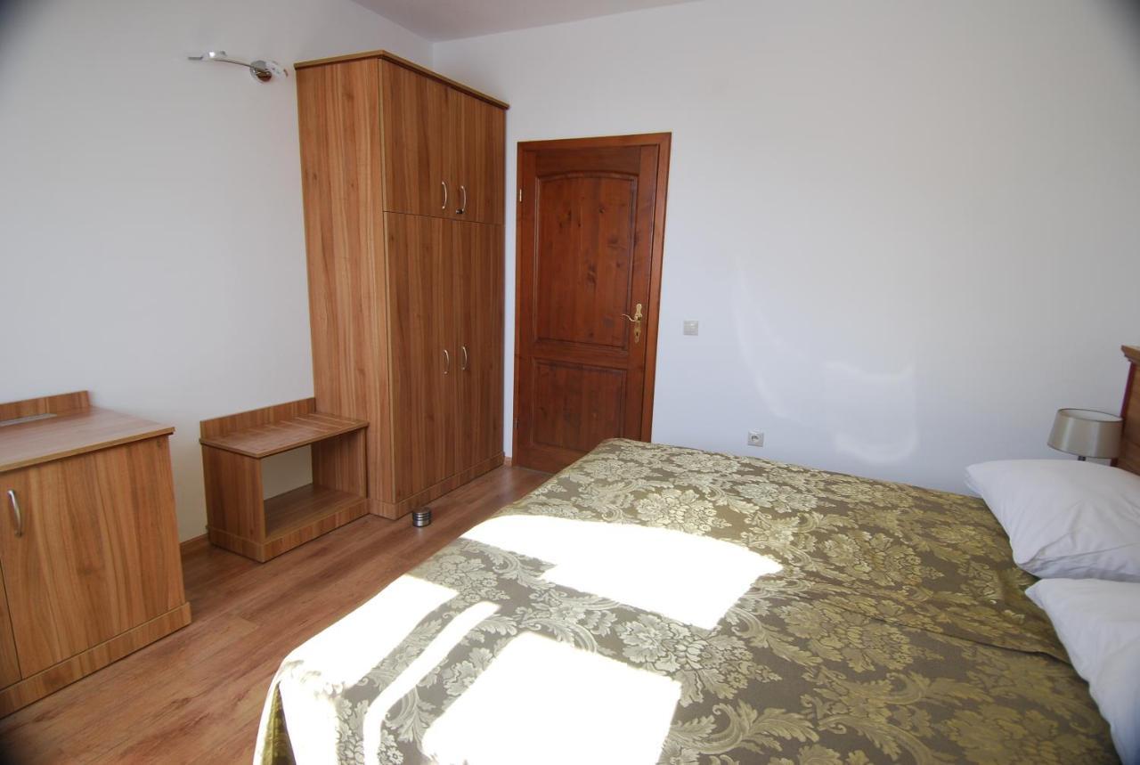Ivanek guest house Zvíkovské Podhradí Extérieur photo